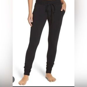 Final Price Drop 🎉EUC Black Free People Movement Joggers